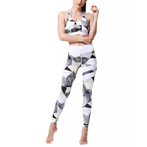Ensemble de yoga élégant pour femmes, soutien-gorge de sport et leggings taille haute, parfait pour la salle de sport et le fitness, ensemble de vêtements de sport haut de gamme pour femmes - Product Image 3
