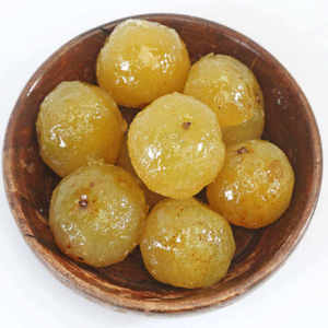 Alta Demanda KYAARI FOODS Amla Pickle, Sabor Tradicional Indio Auténtico, Hecho con Ingredientes Frescos, Conservado en Aceite Picante, 12-18 Meses - Product Image 3