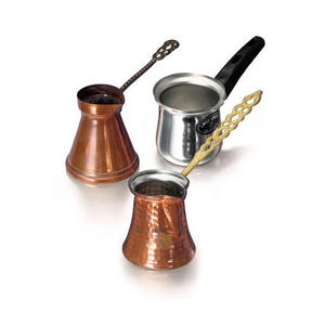 Cafetière turque en cuivre épais avec motifs classiques pour la préparation de café en café et restaurant - Product Image 2