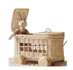Panier de rangement en rotin naturel avec roulettes en bois et poignée en corde, forme ovale, style nordique, pour le rangement des jouets d'enfants - Product Image 5