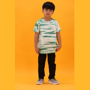 T-shirts personnalisés tie-dye, design tendance, best-sellers, qualité supérieure, fabrication en usine, vente directe, mode streetwear, pour garçons - Product Image 4