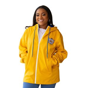 Chaqueta para todo tipo de clima Sigma Gamma Rho para mujer, amarilla, con capucha, con cremallera, cortavientos, estilo casual de la hermandad griega - Product Image 1