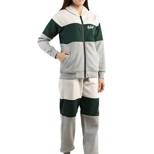 Chándales para Mujer Hechos en Pakistán, de la Mejor Calidad, con Diseño de Logotipo Personalizado, en Oferta, a Precio Económico - Product Image 4