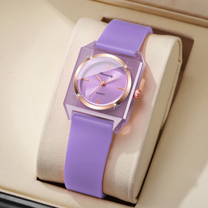 Reloj de Mujer con Esfera Cuadrada Minimalista y Correa de Silicona Disponible en Varios Colores B916 - Product Image 5