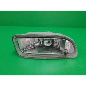 Ensemble de phares avant droit pour Hyundai Sonata 1996-2001 - Antibrouillard avant, côté droit, d'occasion, pièce d'origine (OEM) 9220238000 - Product Image 1