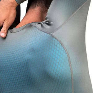 T-shirt de compression unisexe, soutien musculaire, tissu extensible, évacuation de l'humidité, couche de base pour la salle de sport, entraînement, vêtements de sport - Product Image 6