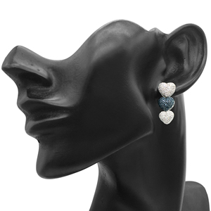 Pendientes de Plata de Ley 925 con Tres Corazones y Diamantes Naturales Blancos y Azules Mejorados de Corte Redondo de 2.08 Cttw para Mujer, G-H - Product Image 4