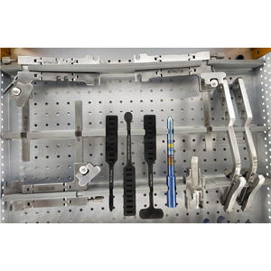 Ensemble d'opérateurs cervicaux et lombaires en acier, rétracteur de colonne vertébrale avec lames en titane, kit d'instruments chirurgicaux orthopédiques manuels autoclavables - Product Image 3