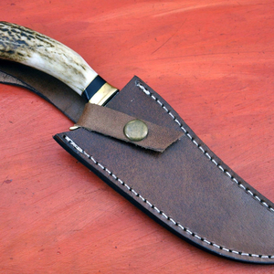 Couteau de chasse d'extérieur en acier inoxydable à lame fixe, couteau de survie avec lame tranchante durable et poignée ergonomique pour le camping et la randonnée - Product Image 6