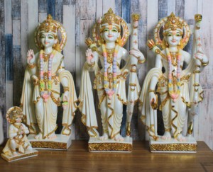 Ensemble de statues en résine artisanales Ram Darbar, idoles traditionnelles du Seigneur Rama, Sita, Lakshman, Hanuman, figurines religieuses artisanales - Product Image 6