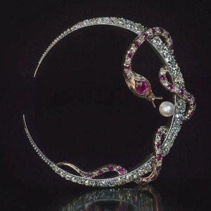 Broche Serpent en Argent Sterling 925 avec Rubis de Laboratoire, Émeraude, Perle et Diamant, Broche en Argent 925 Moissanite Diamantée pour Femme - Product Image 4