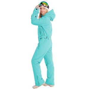 Traje de Esquí Premium para Mujer, Diseño Elegante e Impermeable, Perfecto para Deportes de Invierno, Ofrece Calidez Duradera, Ideal para Pedidos al por Mayor - Product Image 4