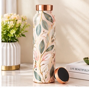 ขวดน้ำทองแดงสีดำ ลายใบไม้ทองแดง กระติกน้ำร้อนแบบพกพา สไตล์มินิมอล ใช้สำหรับเดินทาง - Product Image 3