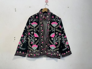 Veste d'hiver pour filles en coton 100% écologique, imprimé floral indien numérique, réversible et matelassée - Product Image 3