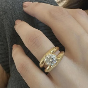 Bague de fiançailles solitaire 1,31 carats de diamant rond de laboratoire à double bordure, or 14K et 18K, certifiée IGI, tendance pour femme - Product Image 3