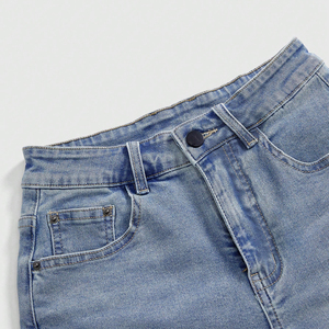 Jupe en jean droite taille mi-haute délavée, personnalisable avec logo, modèle 2026, très tendance, pour femme, écologique, style rétro décontracté - Product Image 4