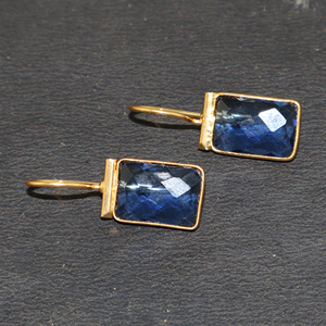 Boucles d'oreilles pendantes tendance en or plaqué 18 carats avec pierre précieuse en quartz hydro saphir bleu, forme barre rectangulaire, faites à la main pour filles et femmes - Product Image 3