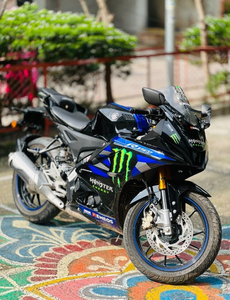 Motocicleta YAMAHA "R15 MOTO GP EDITION" en Venta a Precios Accesibles, la Mejor Moto con Excelente Rendimiento y Economía de Combustible - Product Image 4