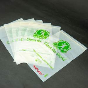 2024 Sacs à fermeture éclair en poly noir mat personnalisé biodégradable avec logo, avec plastique givré et fermeture à glissière Viet Nam - Product Image 1