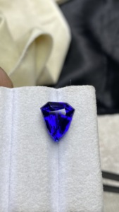 Certified Natural Royal Blue Color Tanzanite Fancy Shield Cut Stone With Excellent Color Natural Zoisite 7.24 Carat Loupe Clean - Product Image 6