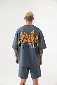 Camiseta con estampado DTG, Camiseta de algodón con cuello redondo y logotipo personalizado, conjunto de pantalones cortos, conjunto informal transpirable con estampado de soplo de verano para hombre - Product Image 2