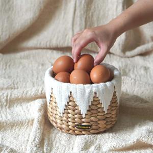 Cesta organizadora de jacinto de agua tejida a mano, cesta de almacenamiento hecha a mano, venta al por mayor, ecológica, hecha en Vietnam - Product Image 3