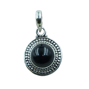 Collar con Colgante Redondo de Ónix Negro en Plata de Ley 925, Hecho a Mano, con Engaste de Plata Oxidada, Joyería con Piedra Preciosa Natural para Ella - Product Image 1