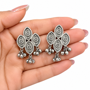Boucles d'oreilles pendantes vintage tibétaines en acier inoxydable argenté, style bohème antique plaqué argent pour femme, commande en gros - Product Image 3