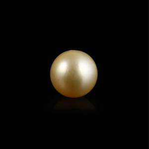 Handcrafted 4.5 Carat Golden Pearl Loose Gemstone for Fine Jewelry - Product Image 1