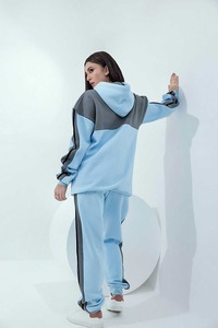 Ensemble de survêtement à capuche pour femme, manches longues, coupe ample, blocs de couleur, poches latérales, respirant, hiver, décontracté, polyester et coton - Product Image 2