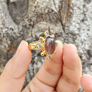 Anillo de bisutería de cuarzo cereza natural con detalles de circonita cúbica, anillo ajustable de latón macizo chapado en oro de 18k con diseño de rayos de sol, anillos abiertos. - Product Image 5