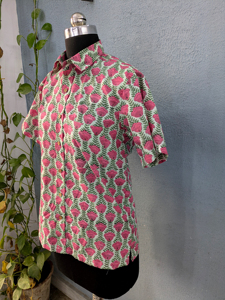 เสื้อเชิ้ตแขนสั้นลายดอกไม้ผ้าฝ้ายสำหรับผู้ชาย คอปกแบบพับได้ สไตล์ฤดูร้อน ระบายอากาศได้ดี ผ้าป๊อปลินทอ - Product Image 5