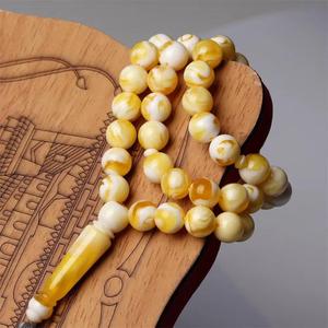 Perles de prière islamiques de luxe faites à la main, rondes, en résine jaune et blanche polie, motif géométrique religieux Ramadan HASAN CRAFT - Product Image 4