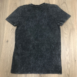 Camiseta Ajustada de Alta Calidad con Lavado Ácido, Estilo Urbano Hip Hop, Logotipo Personalizado, Corte Regular, Ecológica, de Poliéster y Algodón de Secado Rápido - Product Image 5