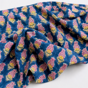 Tissu en coton imprimé à la main à motifs floraux rose marine pour robe, costume, dupatta, vêtements de maison, vêtements de fête, vêtements décontractés, vêtements de soirée - Product Image 4