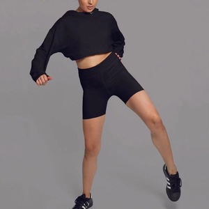 Sweat-shirt court personnalisé pour femme en molleton de coton, avec fermeture éclair 1/4, col montant, taille large, respirant, écologique, OEM - Product Image 3