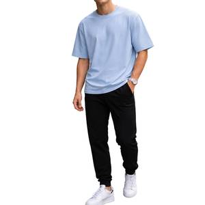 T-shirt pour homme en coton absorbant la transpiration, doux et confortable, style streetwear, fabrication OEM directe d'usine - Product Image 1