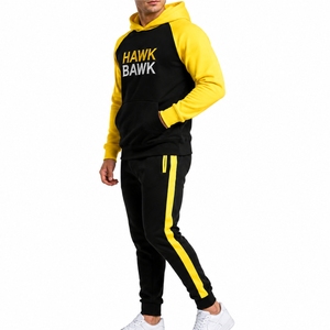 Conjunto Deportivo con Sudadera para Hombre, Estilo Urbano Premium, Tela Suave y Cómoda, Moda Urbana Moderna, Corte Relajado para Uso Diario, Ropa Urbana Moderna - Product Image 3