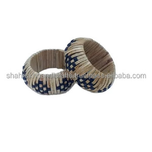 Ensemble de bagues à serviettes en métal doré de qualité supérieure pour la décoration de table de mariage, réutilisables, élégantes, disponibles à la vente - Product Image 5