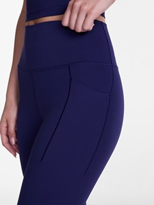 Nouveau pantalon capri de yoga transfrontalier en Spandex/Polyester brossé, motif uni, taille haute, amincissant, respirant et à séchage rapide - Product Image 6