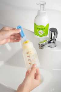 Espuma Limpiadora para Biberones y Accesorios de Alimentación Dr. Papie - Fórmula a Base de Plantas Segura y Suave que Limpia Profundamente la Grasa de Leche y Residuos - Product Image 6