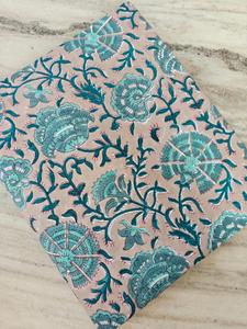 Tela de algodón estampada a mano de Jaipur, tela india hecha a mano para vestidos, proveedor mayorista de tela de algodón. - Product Image 3