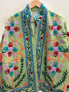 2026 Trendy Velvet Suzani Floral Embroidery Winter Stand <b>Reversible</b> Jacket Artisan Crafted Thick Cotton Filled Warm Short <b>Coat</b> - Product Image 3