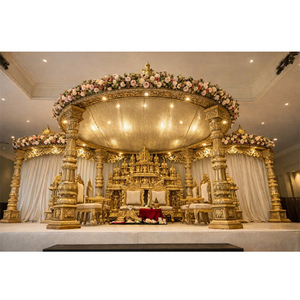 Manavarai de mariage sud-indien au look majestueux, décor de scène de mariage indien artisanal, cérémonie de mariage tamaleuse aux États-Unis - Product Image 1