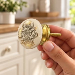 SHUBHAM Perilla de Cerámica Floral Vintage con Base Metálica Redonda, Tirador Decorativo para Cajones, Armarios y Muebles - Product Image 4
