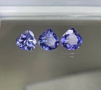 Cœur de tanzanite naturelle facetté AA de 6 mm. Lot de cœurs de tanzanite.