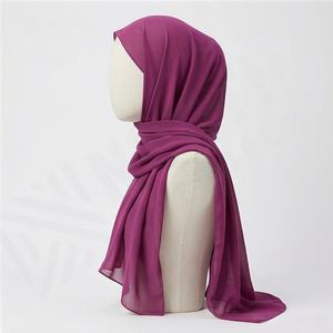 Pañuelo Hijab de Lujo Personalizado con Lazos Florales Cuadrados, Nuevo, para Mujeres Musulmanas, Sensación Suave, Pañuelo Premium, Chal de Moda, Elegante - Product Image 3