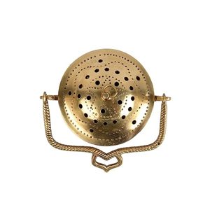Quemador de incienso de latón hecho a mano con tapa perforada y asa retorcida para uso terapéutico durante todo el año. - Product Image 2