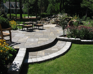 Dalles de pavage en grès noir Grocon Sagar, coupées sur mesure - Extérieur moderne avec garantie de 2 ans - Product Image 4