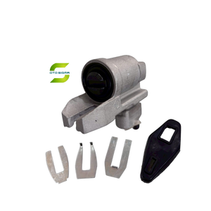 Maître-cylindre de frein de haute qualité OE : 44100-U4000 pour NISSAN - Product Image 1